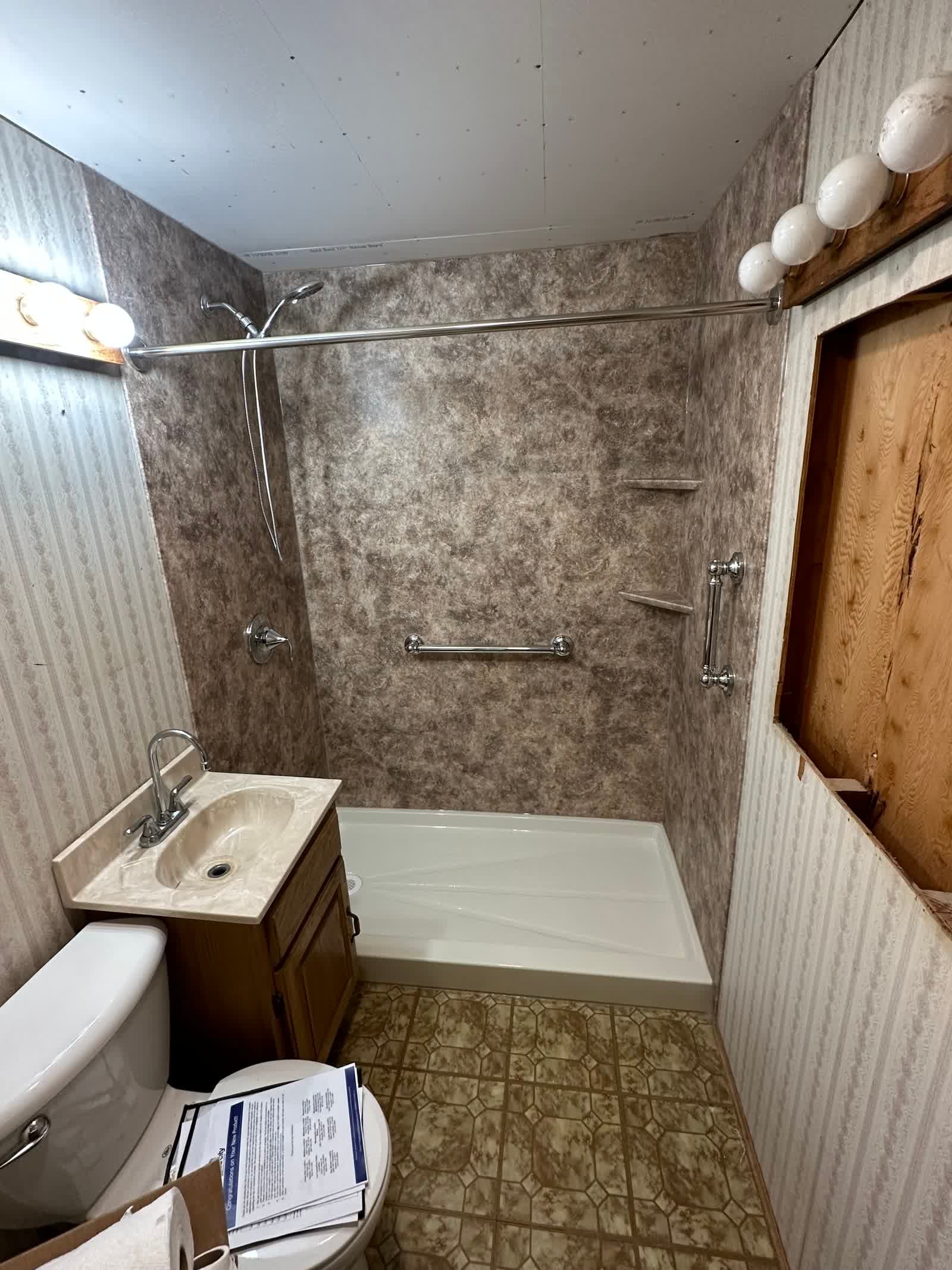 Bathroom after remodel 3