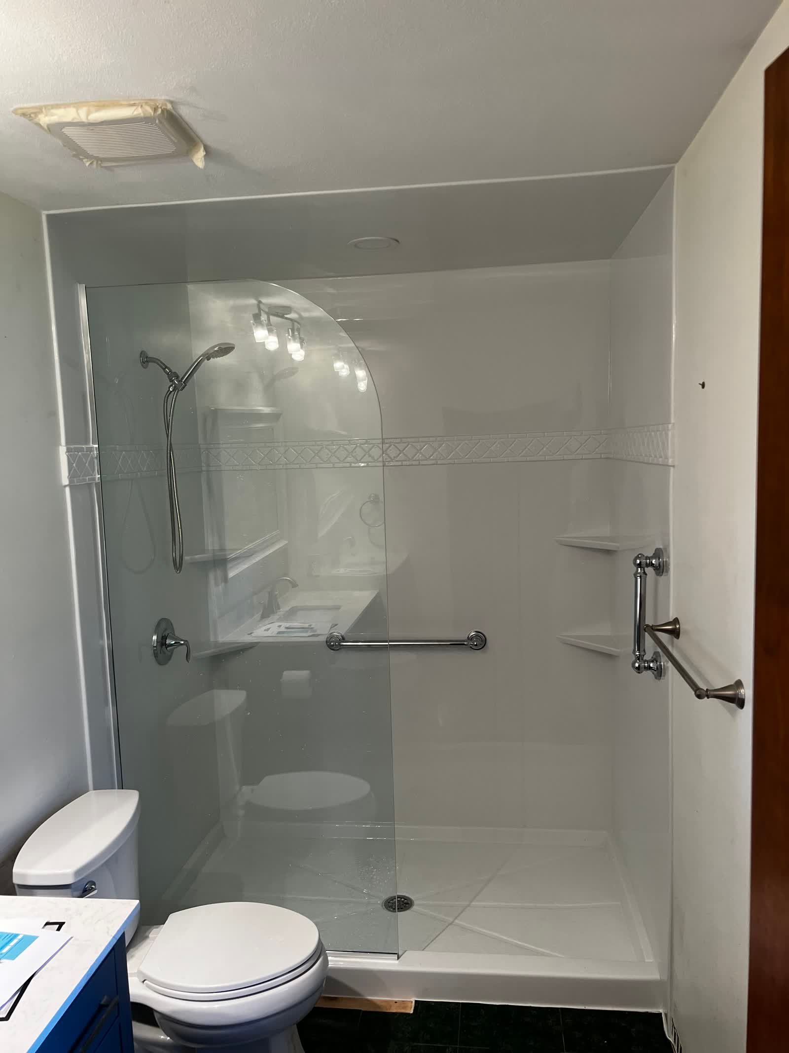 Bathroom after remodel 31